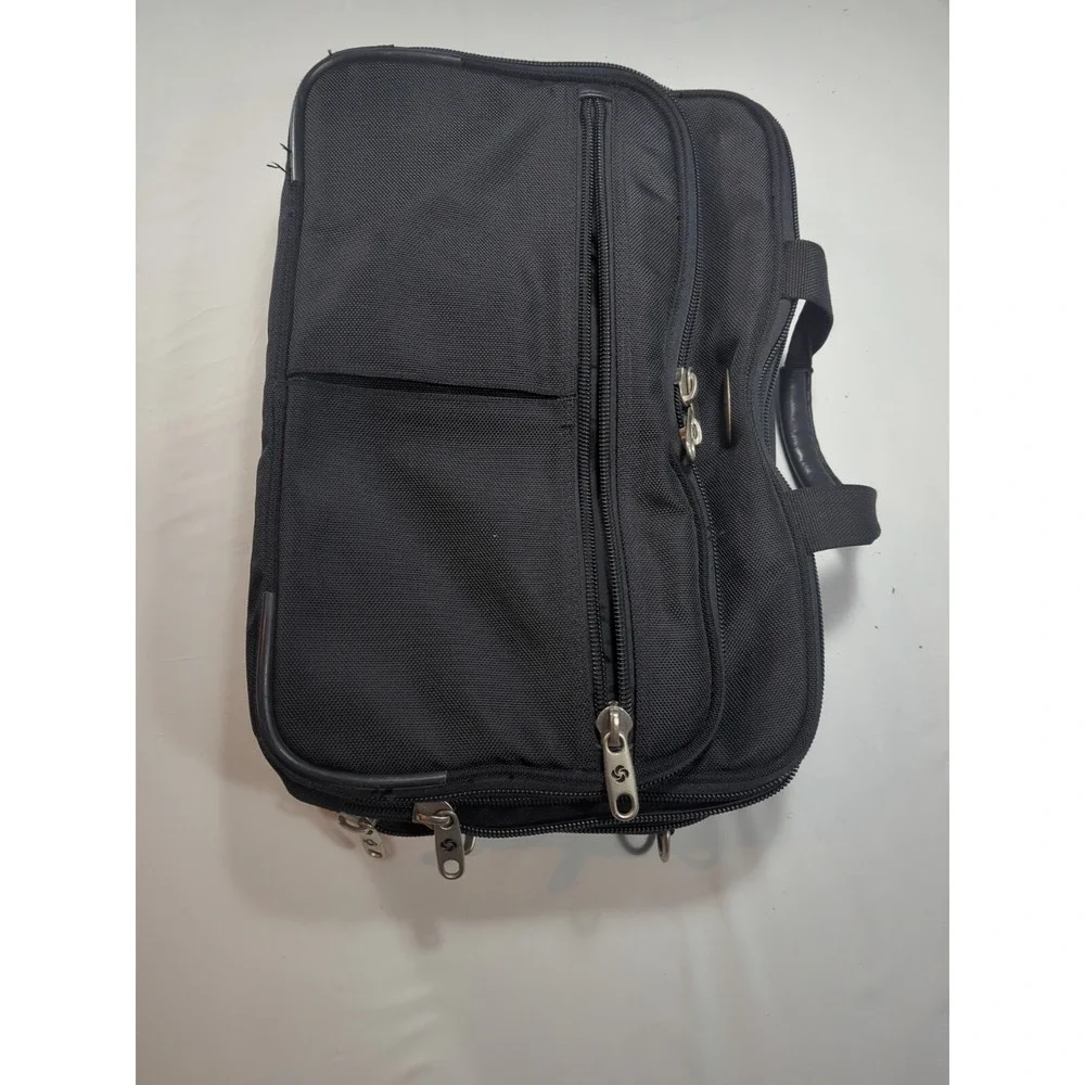 Samsonite dear poshmark